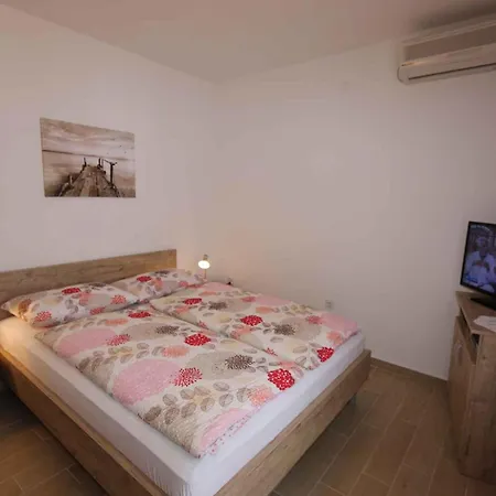 In - Insel Krk 13439 Appartement Šilo