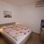 In - Insel Krk 13439 Apartamento Šilo